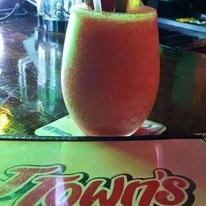 Meet your Posher, Candy